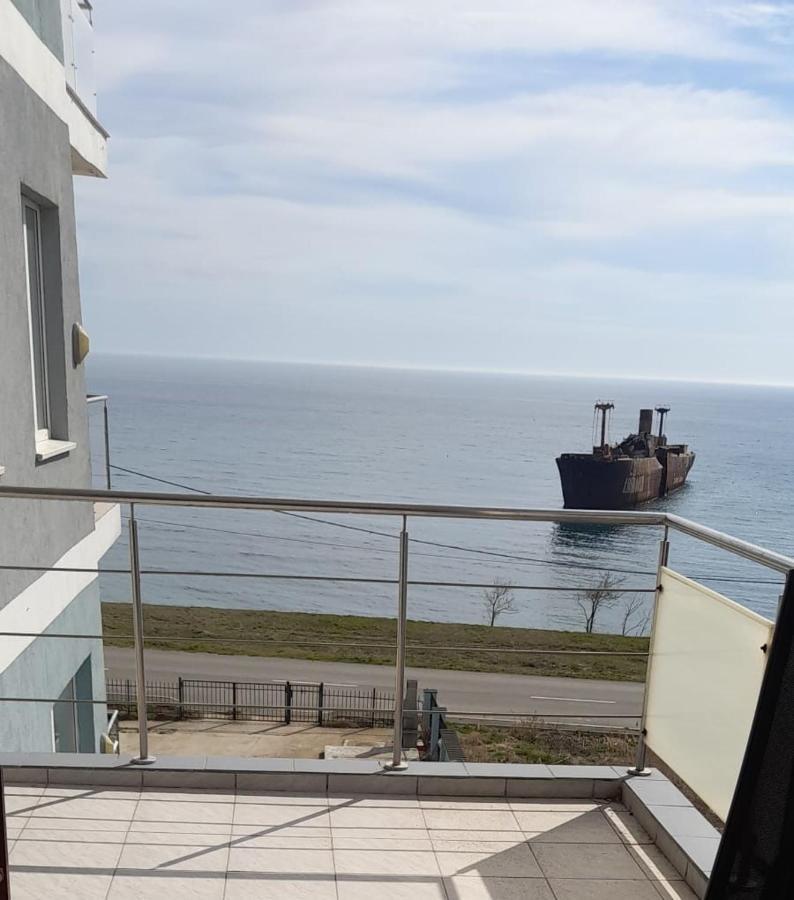 Apartament Bety Sea Front Lägenhet Costinesti Exteriör bild