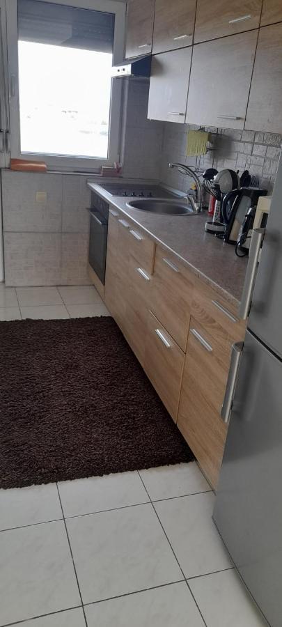 Apartament Bety Sea Front Lägenhet Costinesti Exteriör bild